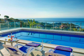 Villa Dami by Vintage Travel